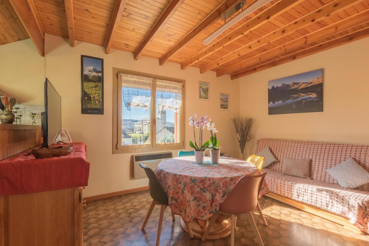 Vacances A La Montagne Saint-Julien-en-Champsaur Exterior foto